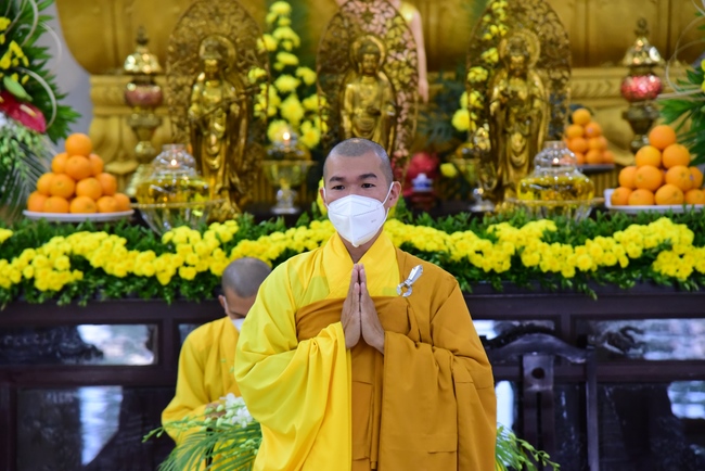 Lễ truyền giới Sa di Phương Trượng